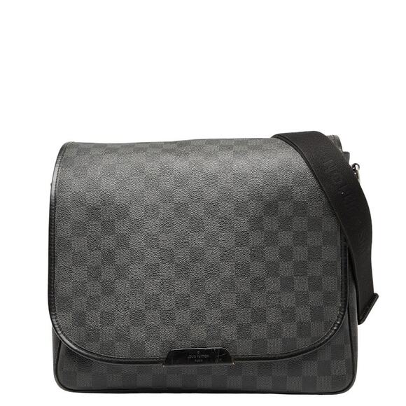 Louis Vuitton Damier Graphite Daniel MM Crossbody Bag N58029 - Picture 1 of 16